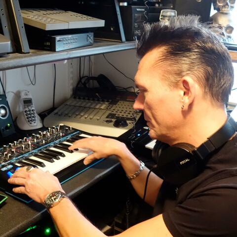 Background Thumbnail