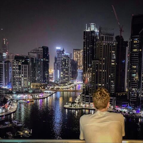 Background Thumbnail