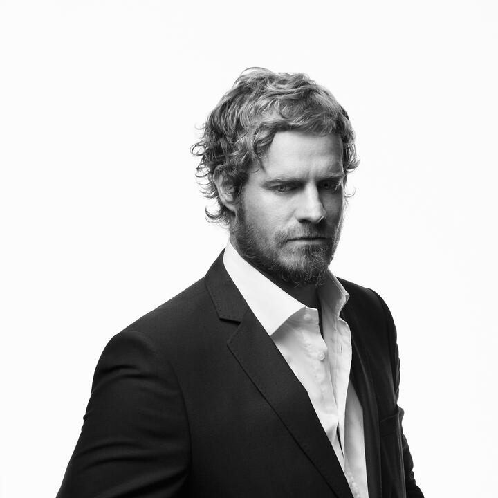 Arno Carstens