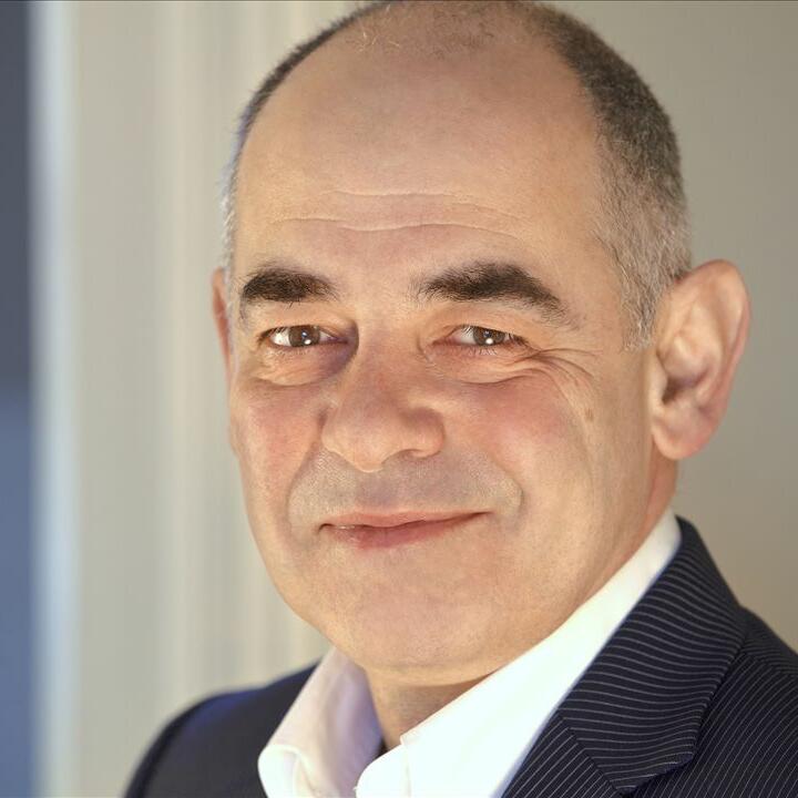 Iain Burnside