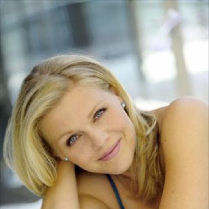 Miah Persson