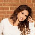 Aline Barros