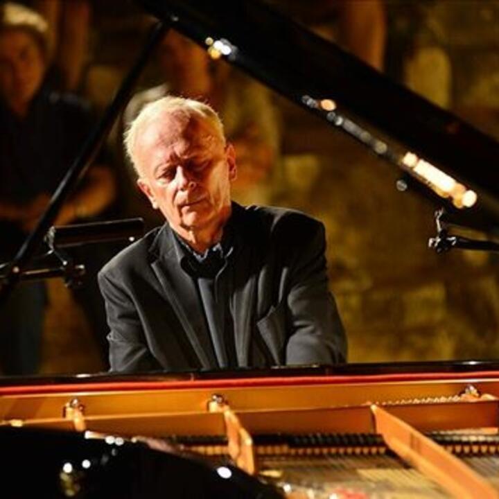 Janusz Olejniczak