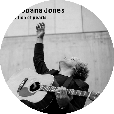 Paul Ubana Jones