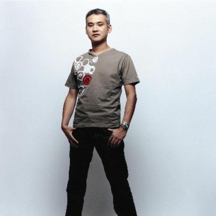 Satoshi Tomiie