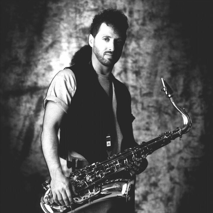 Richard elliot deals saxophone