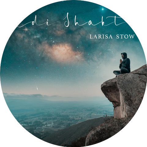 Larisa Stow