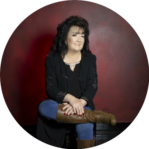 Debbie Bennett
