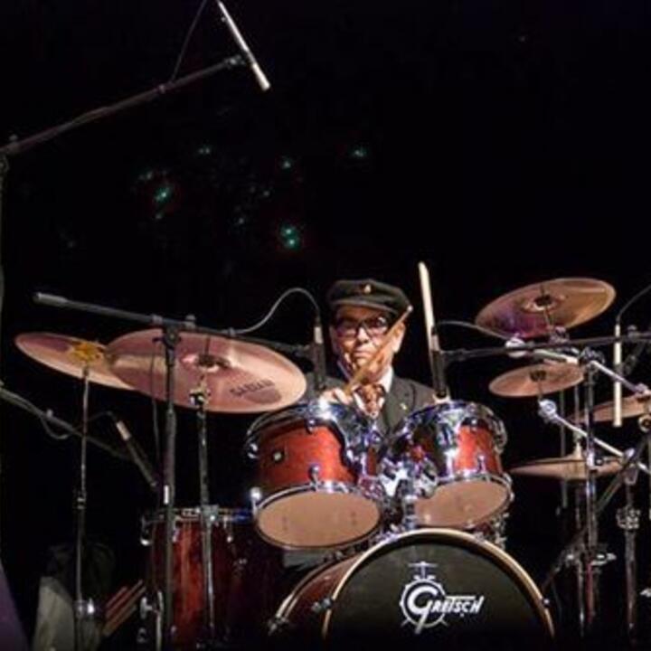 Tino Contreras