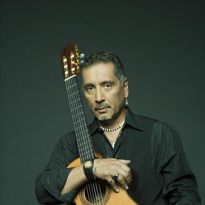 Oscar López