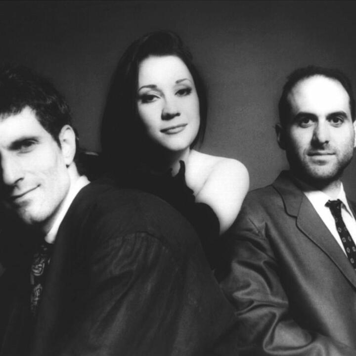 Holly Cole