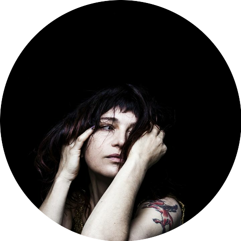 Marianne Dissard