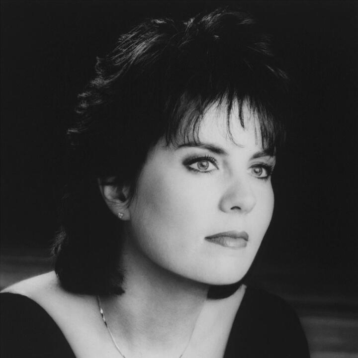 Holly Dunn