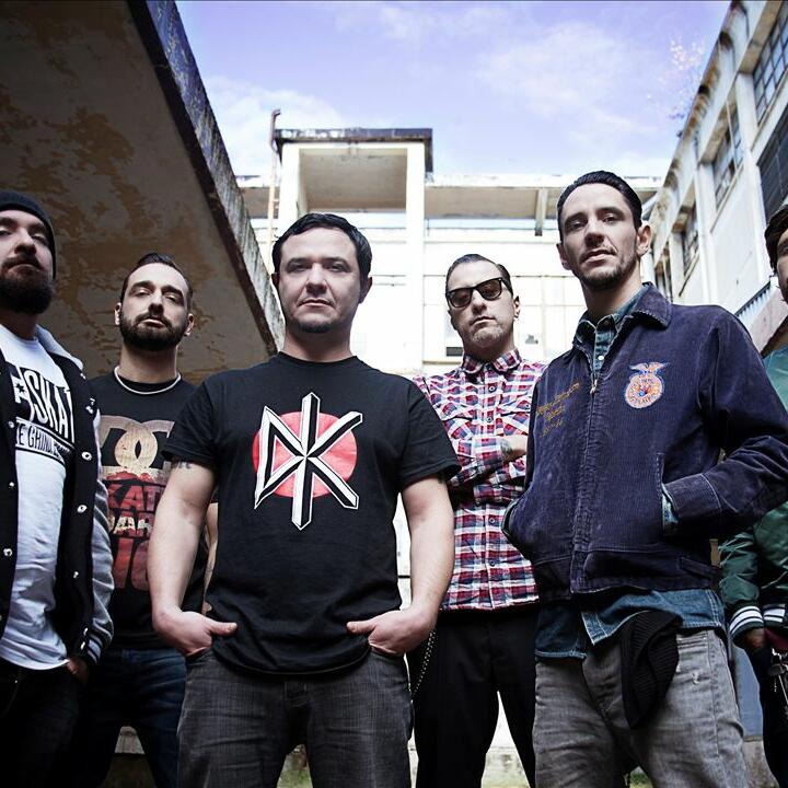 Linea 77