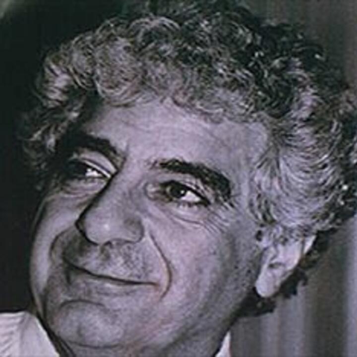Loris Tjeknavorian
