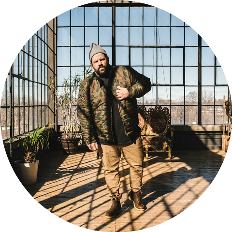 Donovan Woods