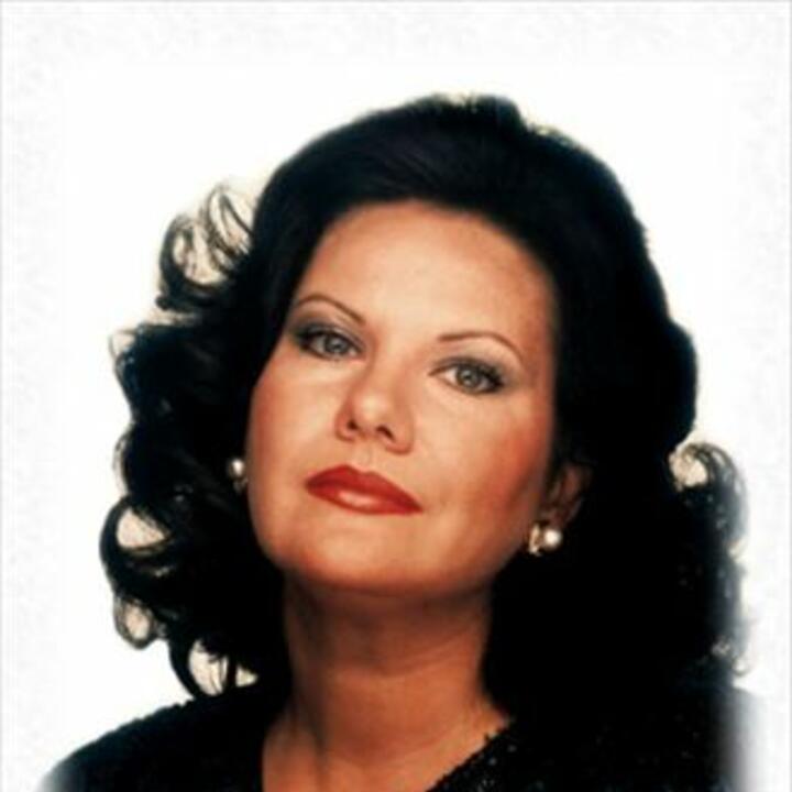 Eva Marton