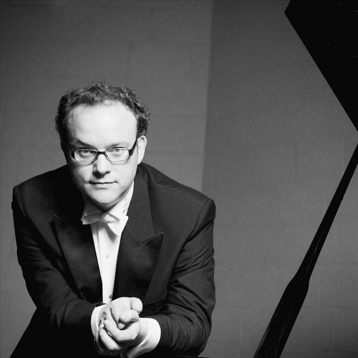 Nicolas Hodges