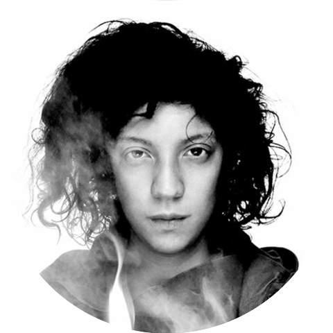 Leonie Pernet