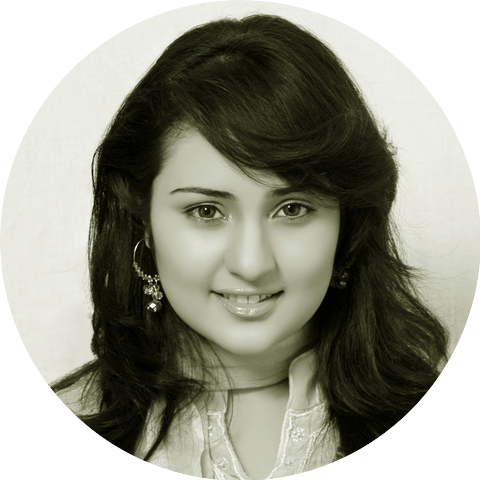 Sara Raza Khan