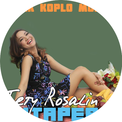 Tety Rosalin Hutapea
