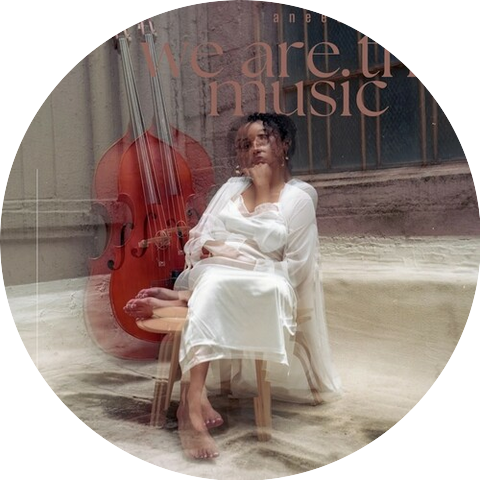 Aneesa Strings