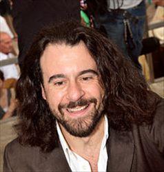 Carlos Alvarez