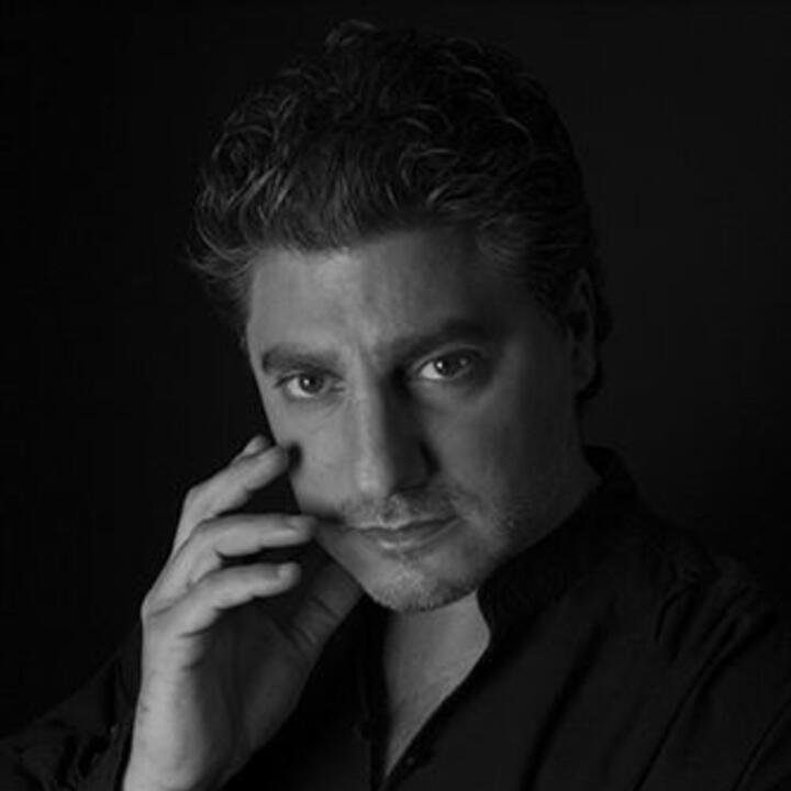 José Cura
