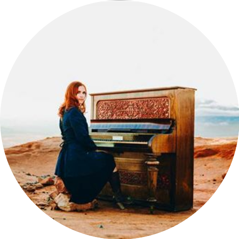 Robyn Cage