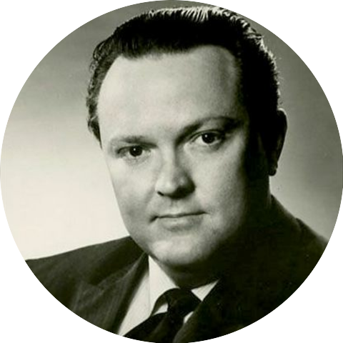 Cornell MacNeil