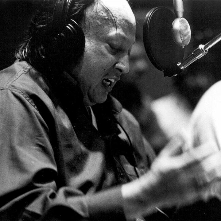 Novum Gaudium & Nusrat Fateh Ali Khan