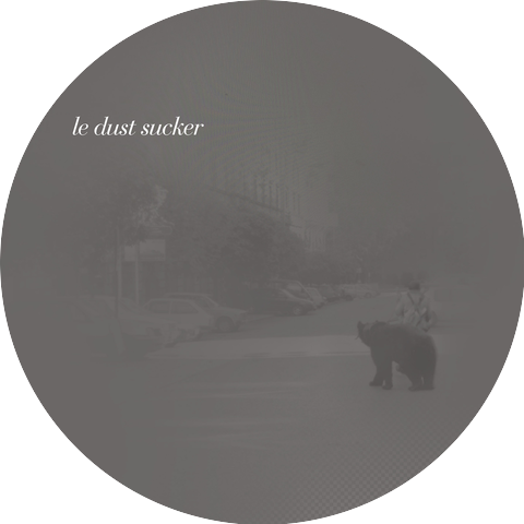 Le Dust Sucker