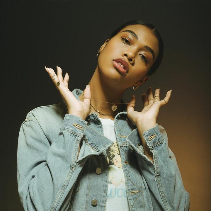 Amber Mark