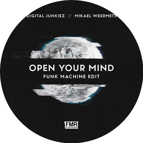 Mikael Weermets & Digital Junkiez