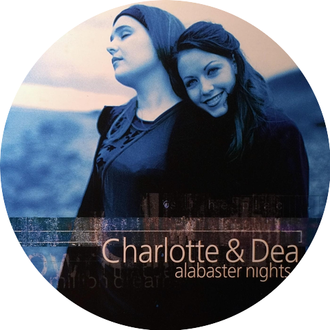 Charlotte & Dea