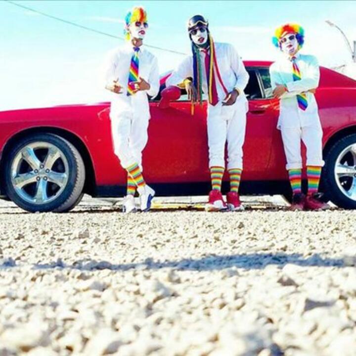 Fresh The Clowns