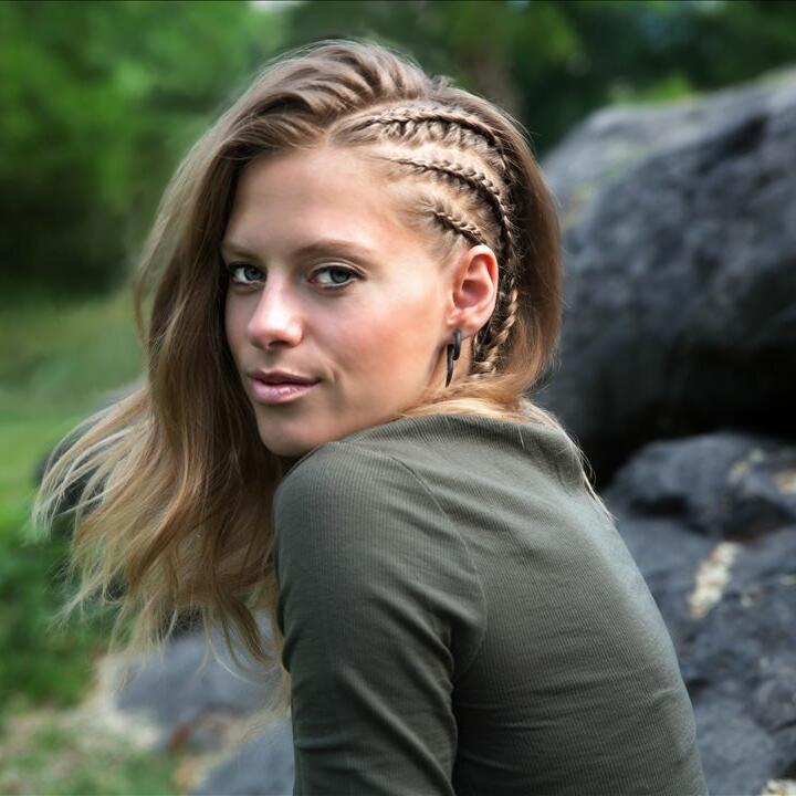 Nora En Pure & Redondo
