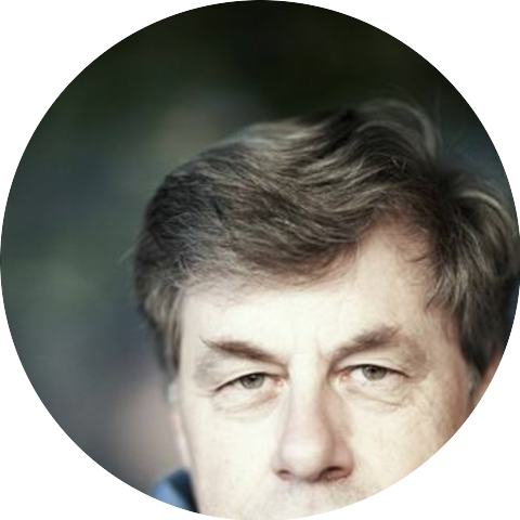 Paul Hillier and Estonian Philharmonic Chamber Choir