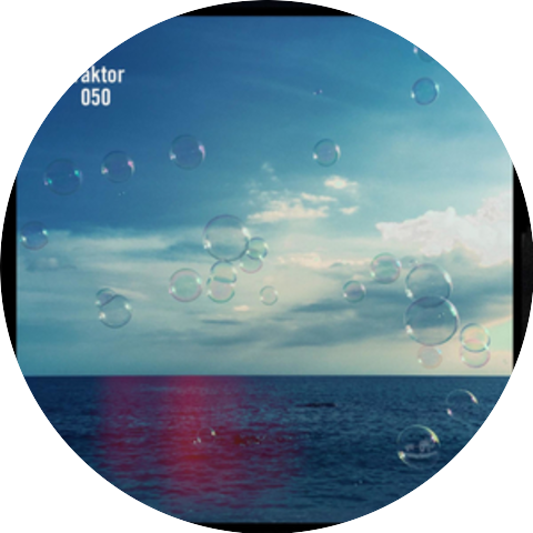 Music to make babies to & Knixx