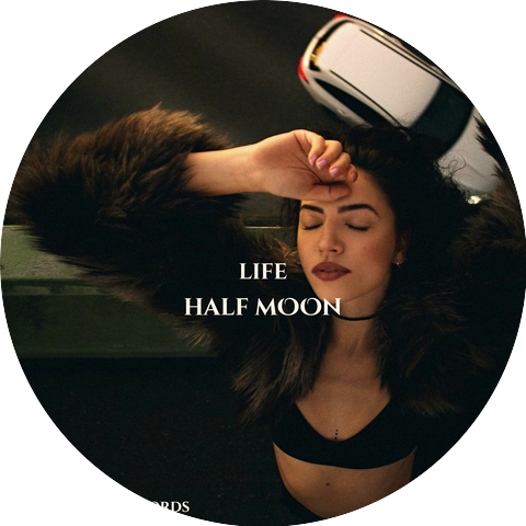 Half Moon