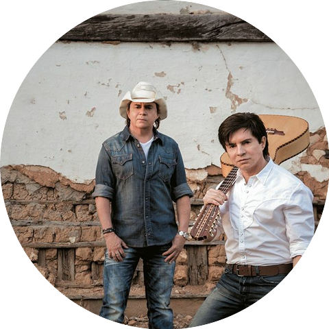 Chitãozinho & Xororó & Simone & Simaria