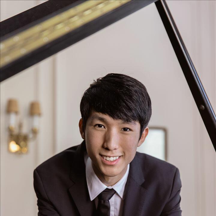 Eric Lu