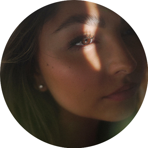Lucia Flores-Wiseman