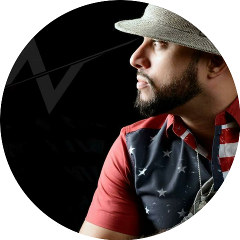 De La Vega & Versus