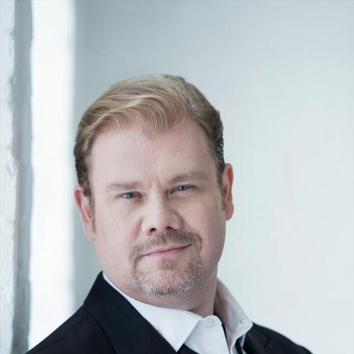 Stuart Skelton