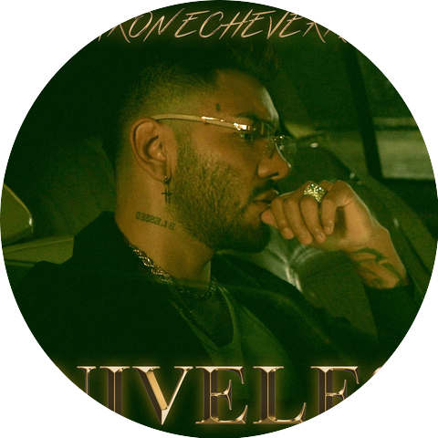 Aaron Echeverria