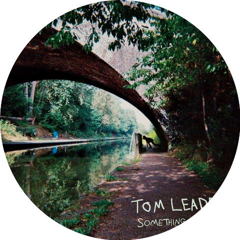 Tom Leader