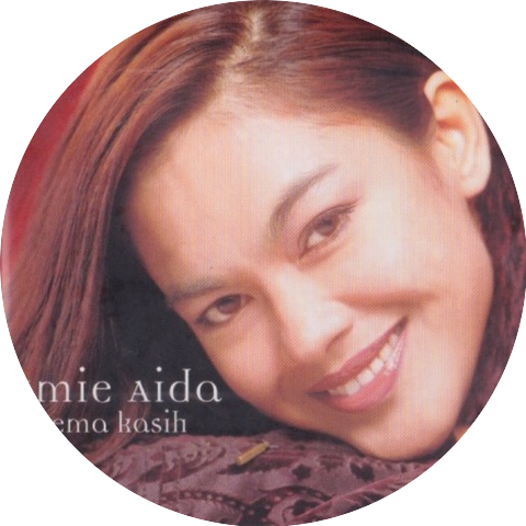 Umie Aida
