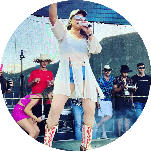 Camila & Meninna Faceira