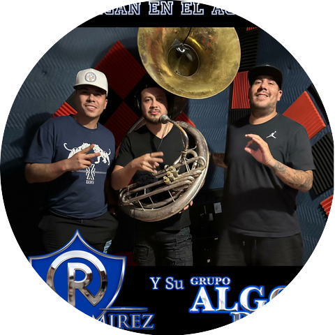 Orel Ramirez y Su Grupo Algo Bien
